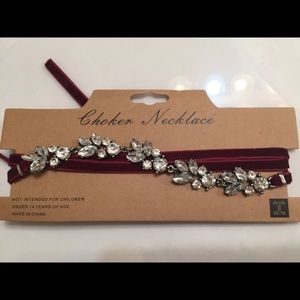 Choker necklace red velvet and crystals